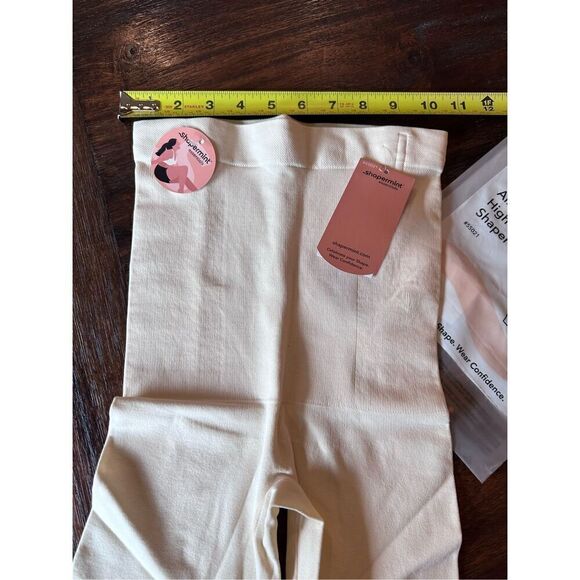 Shapermint Essentials All Day Every Day High-Waisted Shaper Shorts - Picture 7 of 11